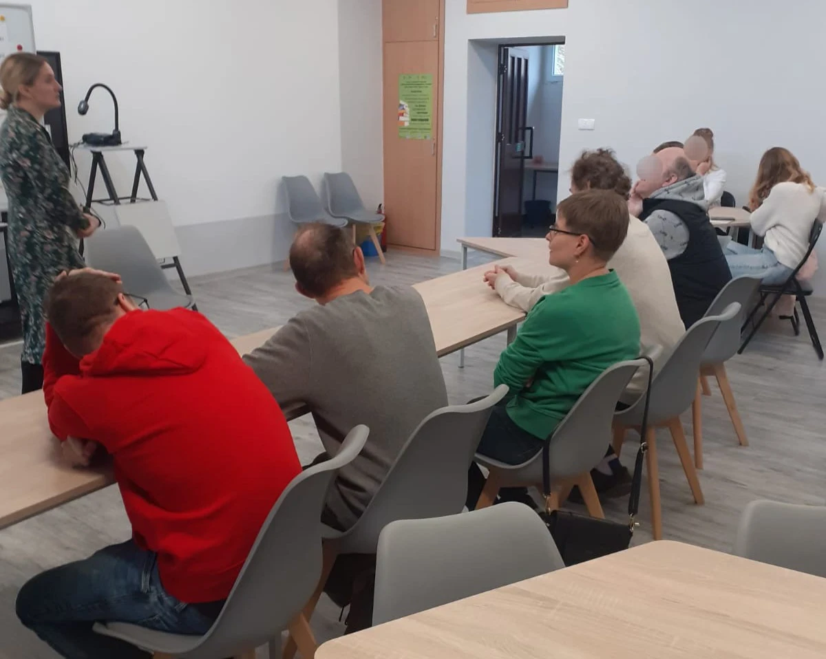 „Wyrażaj się przez sztukę” - projekt edukacyjny