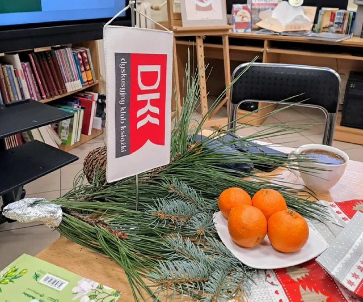 Dyskusyjne Kluby Książki w grudniu – podsumowanie roku