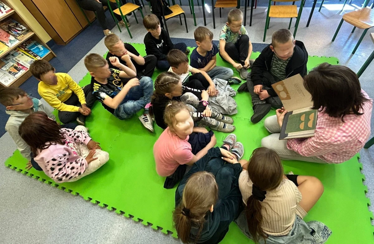 Uczniowie biorący udział w zajęciach