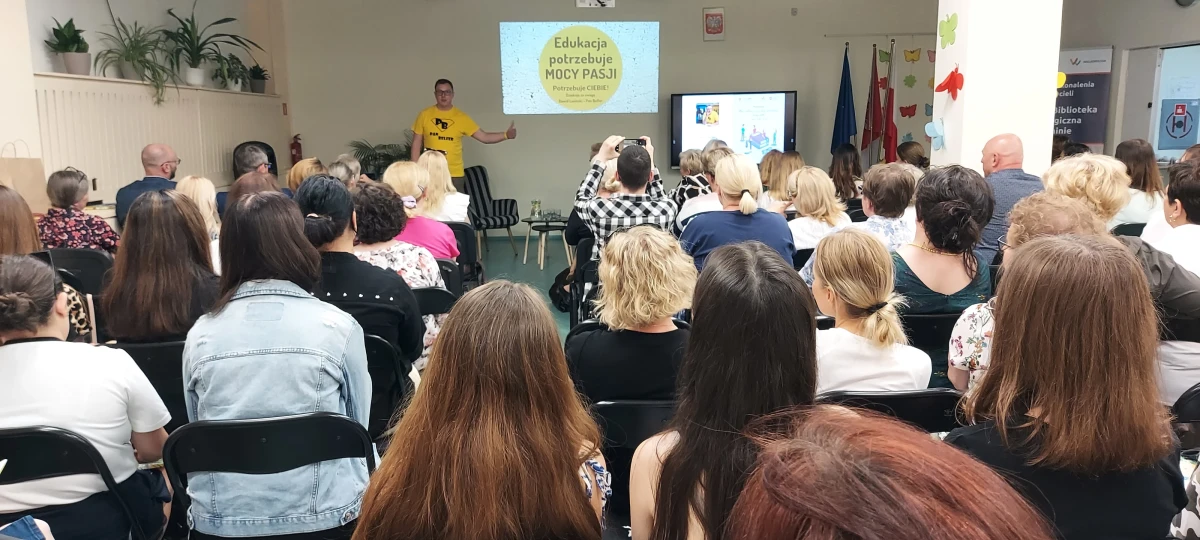 Uczestnicy konferencji „Bez relacji nie ma edukacji”